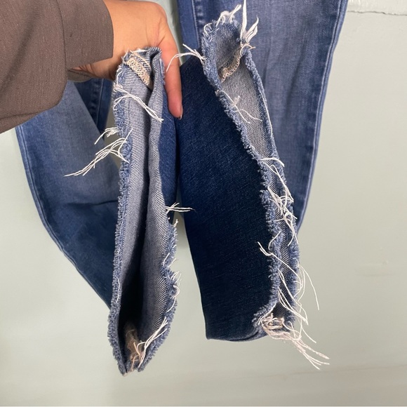 L’AGENCE Ruth High Rise Straight Leg in Cambridge Blue Women Sz 26 Raw Hem - Picture 10 of 11